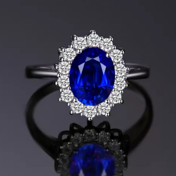 Saphire .925 Sterling Silver Oval Prong Cushion - Picture 3 of 5